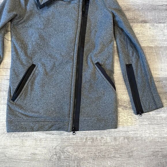 Like New! Lululemon Moto Jacket Size 4 Zippered Pea‎ Coat - Picture 5 of 8